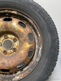 Sada 4 plechových diskov so zimnými pneu Dunlop - 8