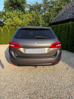 Peugeot 308 SW - 8