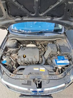 Predám Kia Ceed SW 1,4 77kw - 8