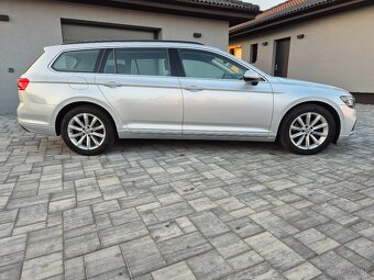 Volkswagen Passat 1.5 TSi 110kw DSG 2019 LED DPH - 8