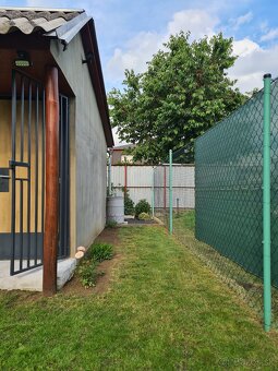 Záhrada v tichej časti Serede - 8