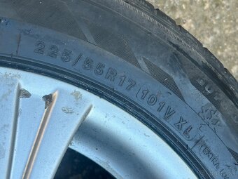 225/55R17 5x108 Ford Galaxy zimne - 8