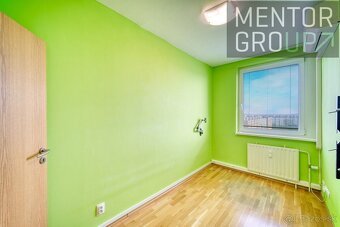 360° VR Ponúkame na predaj kompletne zrekonštruovaný 3-izbo - 8