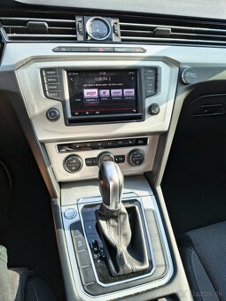 Volkswagen Passat B8 - 8