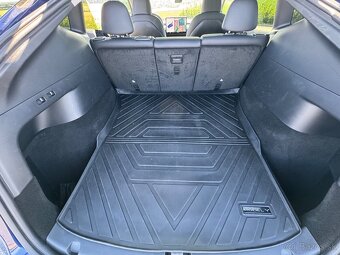 Tesla Model Y Long Range Tažné 29k km SoH 95% - 8