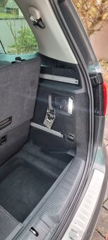 Predám Seat alhambra 2.0 tdi rv 2016 naj 208 tisíc km - 8