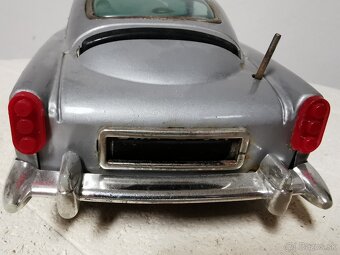 Aston Martin 007 Gilbert Japan - 8