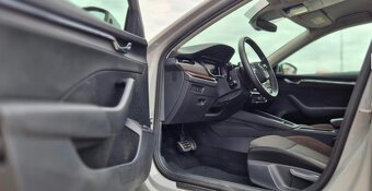 Škoda Octavia Combi SCOUT 2.0 TDI DSG 4X4 - 8