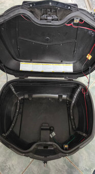 Givi Monokey V47 - 47 litrov s brzdovym svetlom - 8