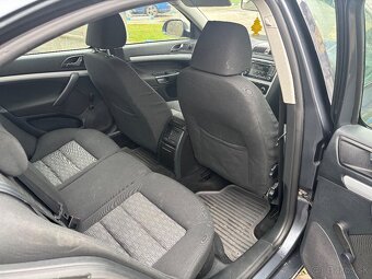 ŠKODA OCTAVIA 1.6TDI 77KW 2012 DSG AUTOMAT - 8