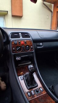 Mercedes  CLK Coupe - 8