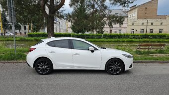 mazda 3 - 2016 - 2.0 benzín - 8