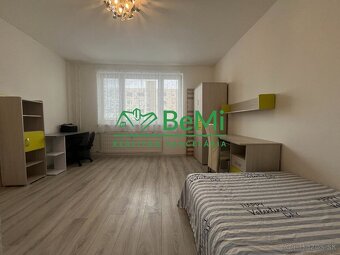 Predaj 3 izbový byt 2 izbový byt - LEVICE (086-113-MIJK) - 8