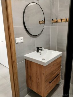 Prenajmem 1 izbový byt v centre mesta - 8