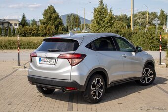 Honda HR-V 1.5 i-VTEC Executive CVT 96 kw /AJ NA SPLÁTKY/ - 8
