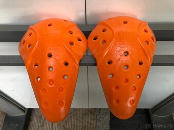 Nové jeansové motonohavice Held - 8