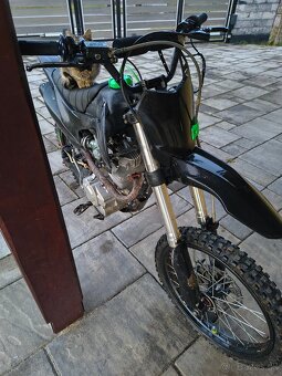 Lifan 250 - 8