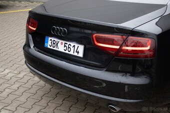 Audi A8 - 8