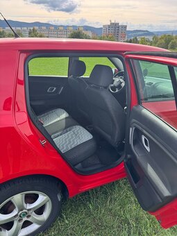 Škoda Fabia 1.2 HTP (2010) - 8