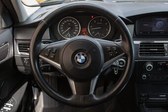 BMW 530d Touring - 8