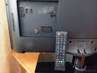 Samsung UE32EH4003W LED 32" 81.3cm - 8