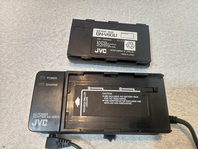 kamera typ formátu VHS-C JVC GR-A1E - 8