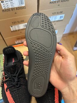 Adidas Yeezy Boost 350 V2 Core Black Red, 38.5 - 8