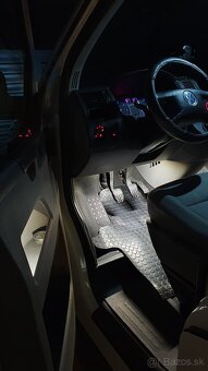 Volkswagen Transporter T5 - 8