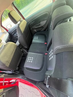 Fiat Grande Punto 1.9 JTD 96 kw - 8