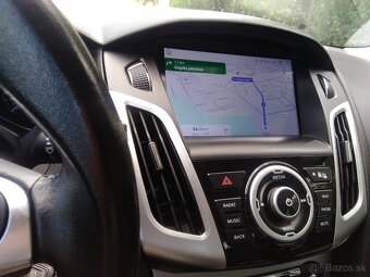Ford Focus - 8