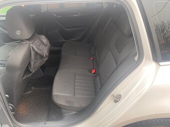 Škoda Octavia Combi 2.0 TDI Style DSG - 8