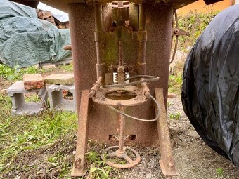 Cirkulár / píla + fréza na drevo - 8