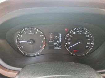 Predam Hyundai i20 - 8