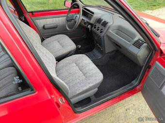 PEUGEOT 205 GRD - 8