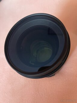 Canon eos R - 8