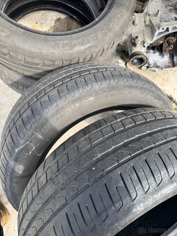215/55 R17 letné - 8