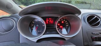 Seat Ibiza - 8