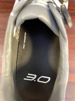 Top cyklo tretry - Specialized - 8