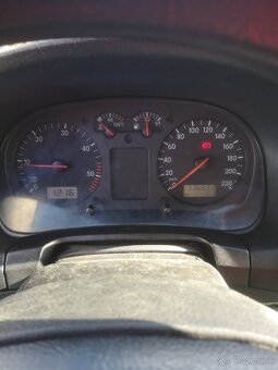 Predam vw golf 4 1.9 tdi - 8