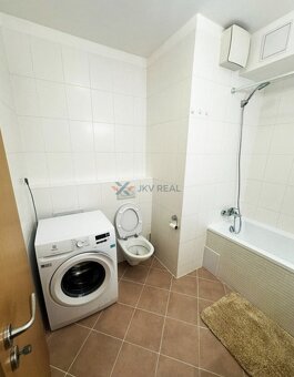 2-izbový byt s balkónom v projekte Jégeho alej, v m.časti Ru - 8