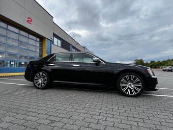 Lancia Thema 3.0, Chrysler 300C,176 kw, Automat - 8