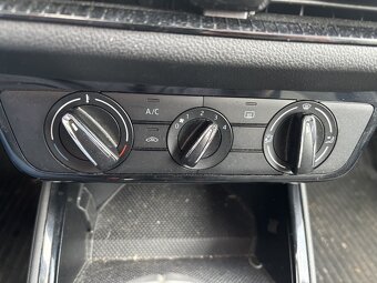 Škoda Fabia 1.0 Benzín 70KW - 8