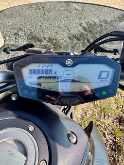 Yamaha MT 07 - 8