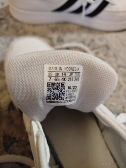 Prechodné tenisky Adidas - veľkosť 40, super stav - 8