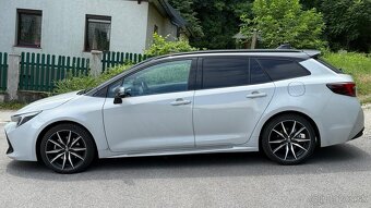 Toyota Corolla MY25 - 2.0 Hybrid GR SPORT / JBL - 8