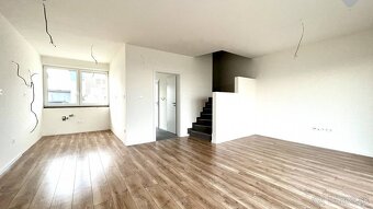 Predaj: Rodinný dom, Dunajská Streda, 4 izby, 93 m2 ÚP, 207 - 8
