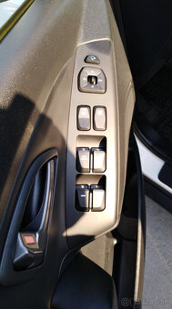 Hyundai ix35 2,0 CRDi VGT Style 4x4, Automat, 100 kW/136 PS - 8