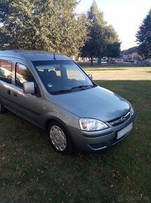 Opel Combo Tour 1.7cdti 74kw rok 2010 XL Family - 8