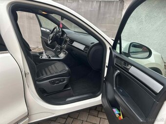 Volkswagen Touareg 2 - 8