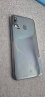 Dobry deň predavam tieto mobily - 8